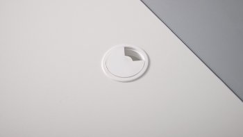 Стол письменный 1400 мм Марвэл 12.112 бел (Моби) в Нягани - nyagan.mebel-e96.ru