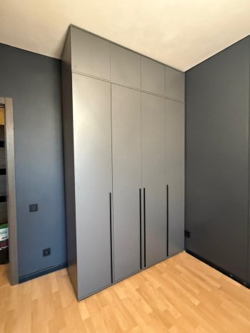 Шкаф 1600 мм 4-х створчатый Норд с антресолью графит (Миф) в Нягани - nyagan.mebel-e96.ru