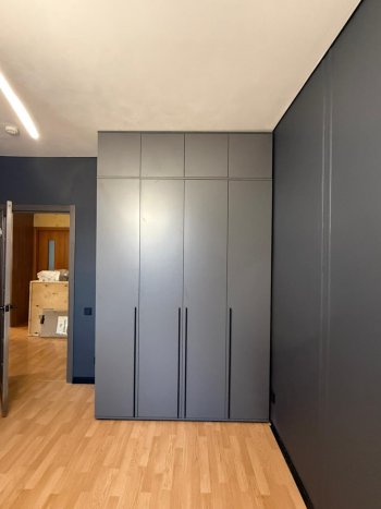 Шкаф 1600 мм 4-х створчатый Норд с антресолью графит (Миф) в Нягани - nyagan.mebel-e96.ru